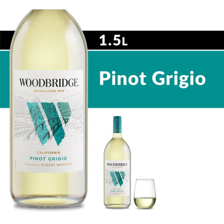 Woodbridge Pinot Grigio White Wine Bottle
