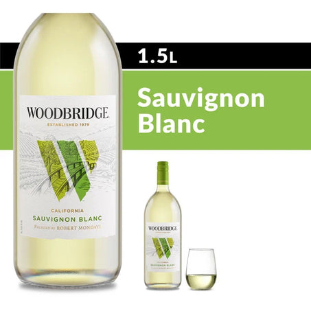 Woodbridge Sauvignon Blanc White Wine Bottle